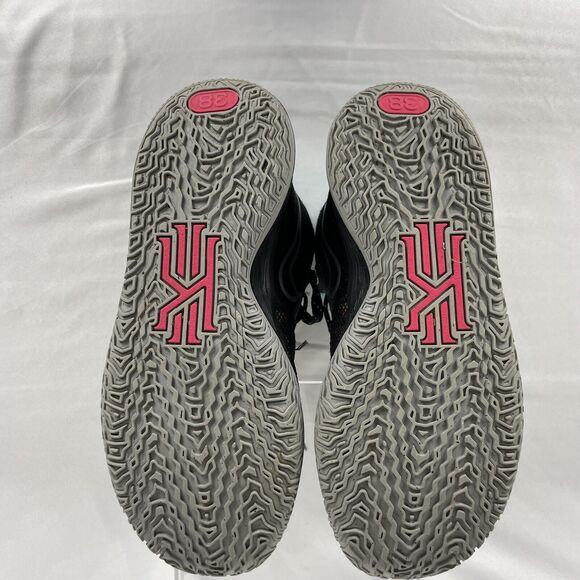 Nike Kyrie 7 Mid Pixel Camo Youth size 5.5 - Picture 7 of 7